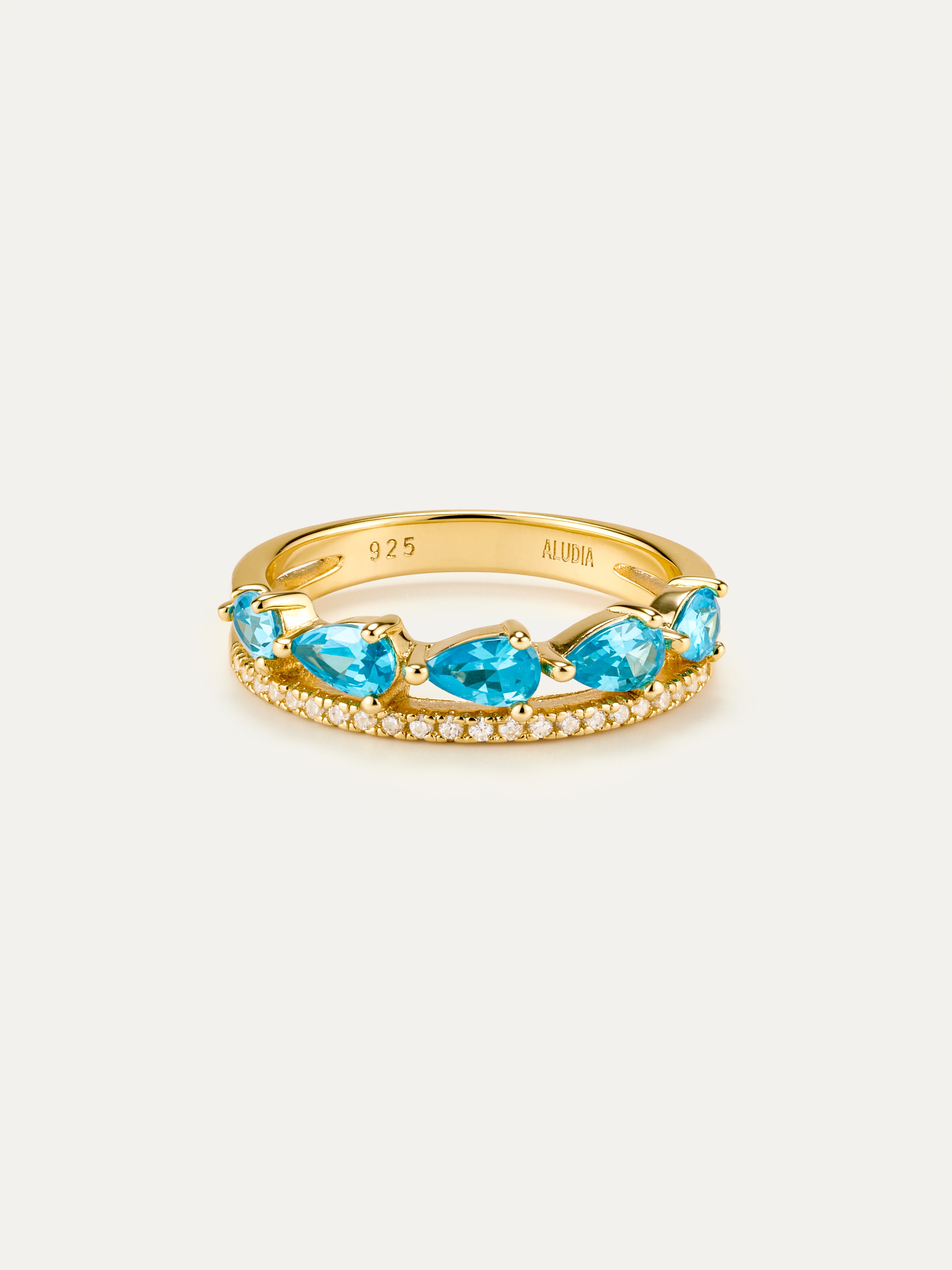 Aqua Gleam Duo Ring aquamarine cubic zirconia close-up