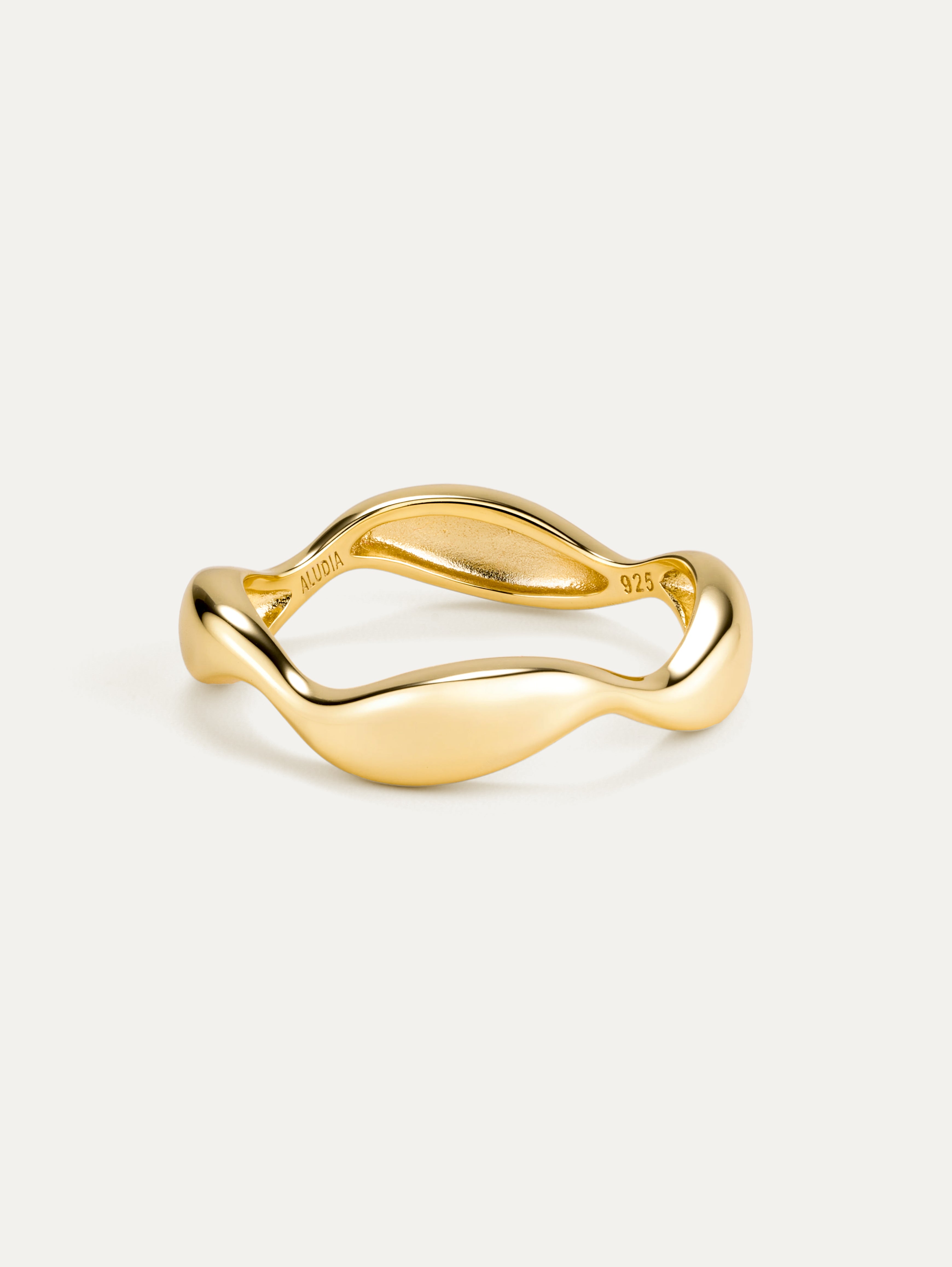 Wavy Ring