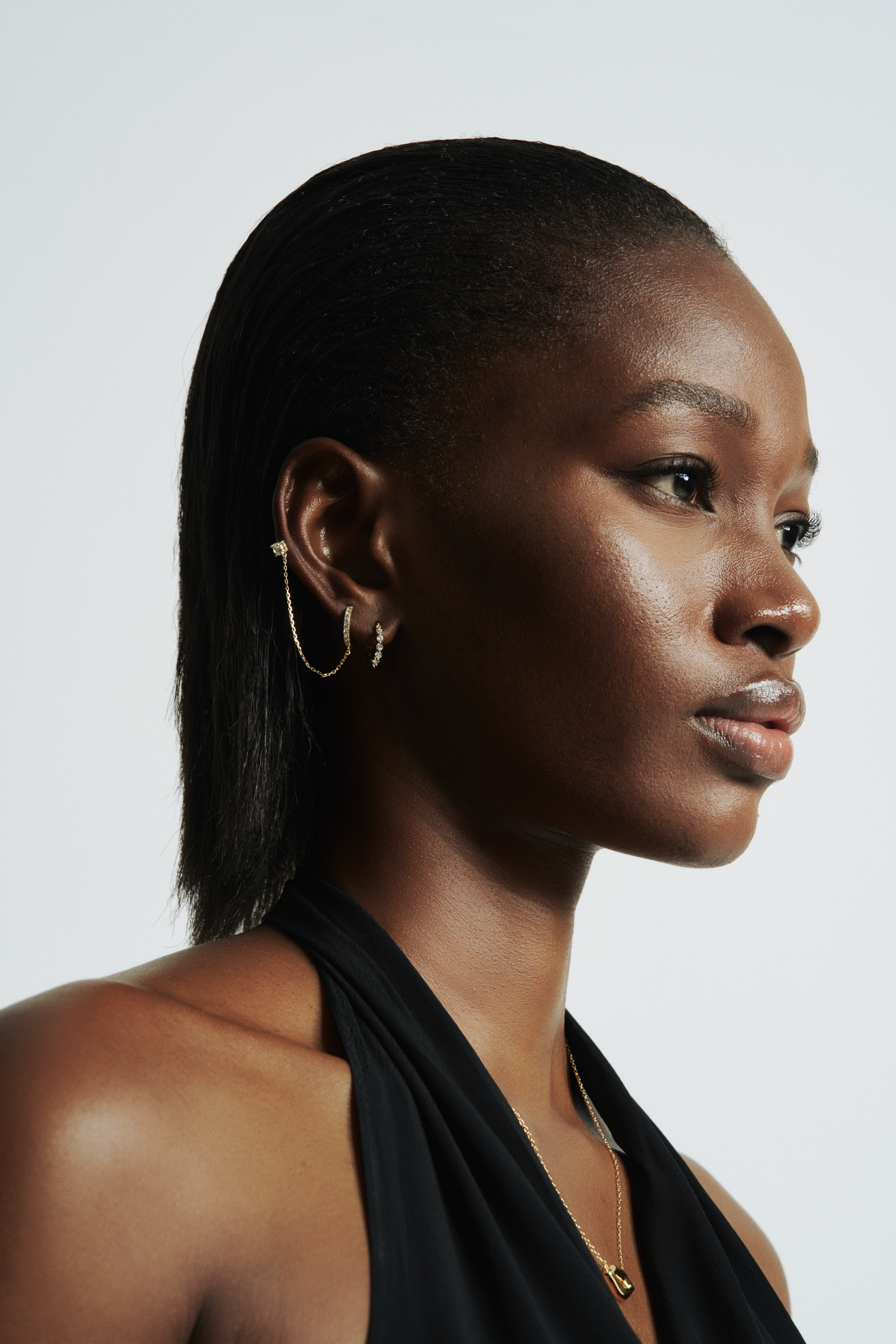 Duality Chain Stud-Hoops