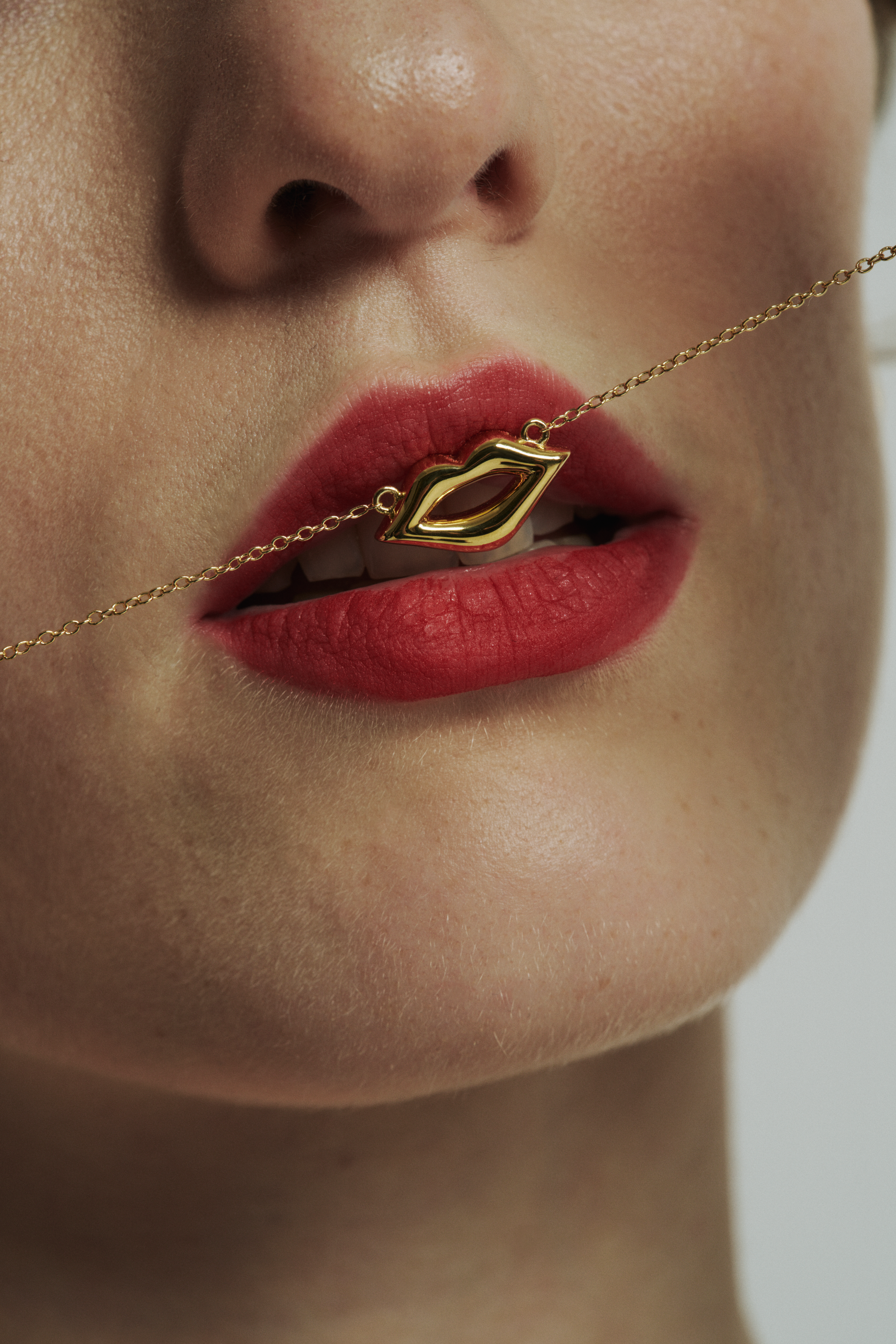 Bold Whisper Necklace