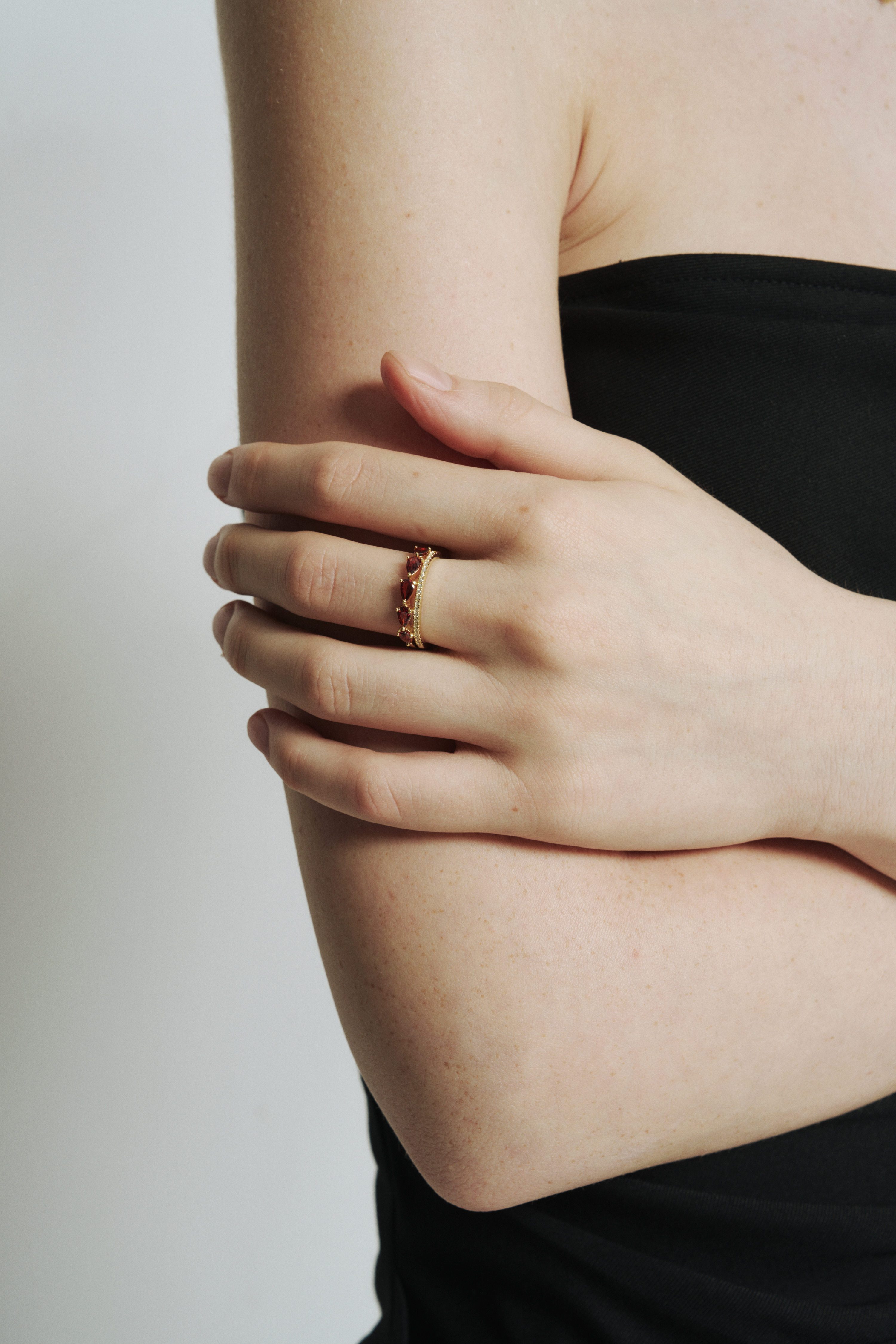 Garnet Gleam Duo Ring